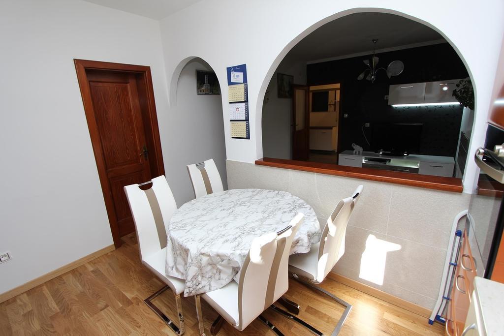 Apartment Ilinovic Rovinj Exteriör bild