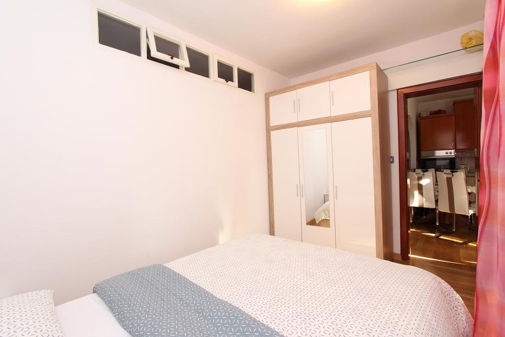 Apartment Ilinovic Rovinj Exteriör bild